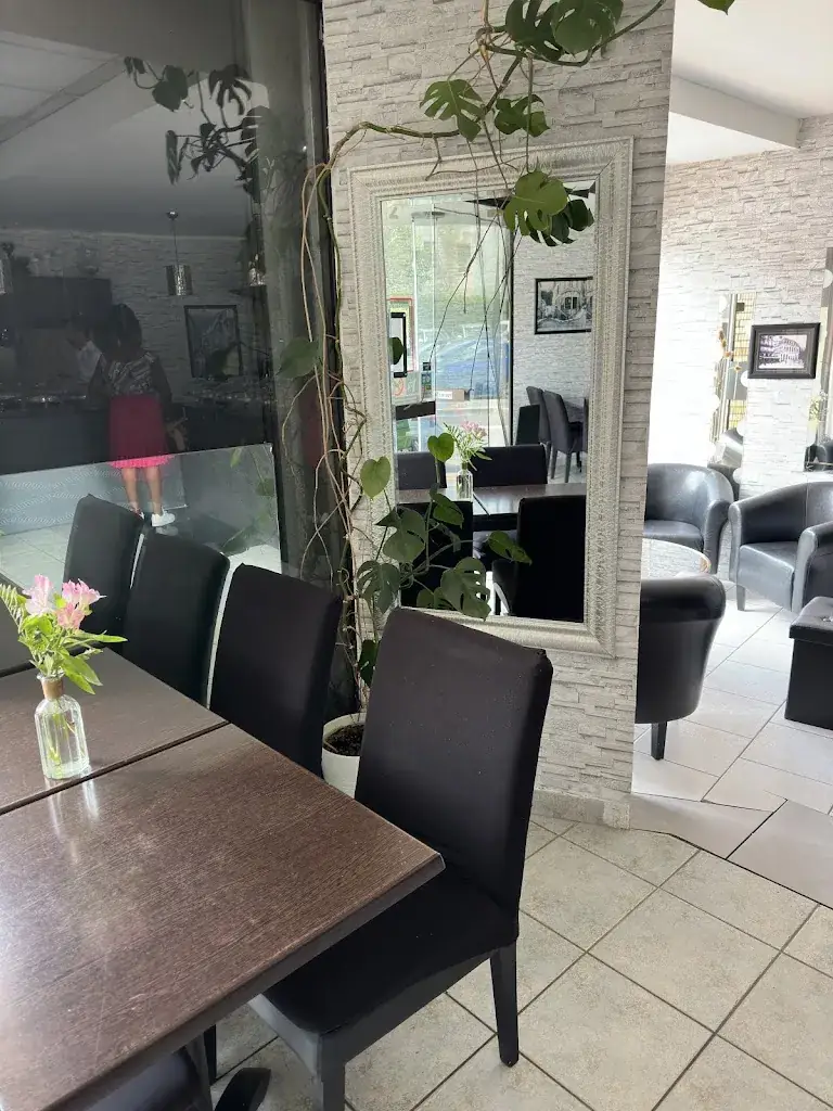 Corne de Gazelle_Ézanville_slider_image_1