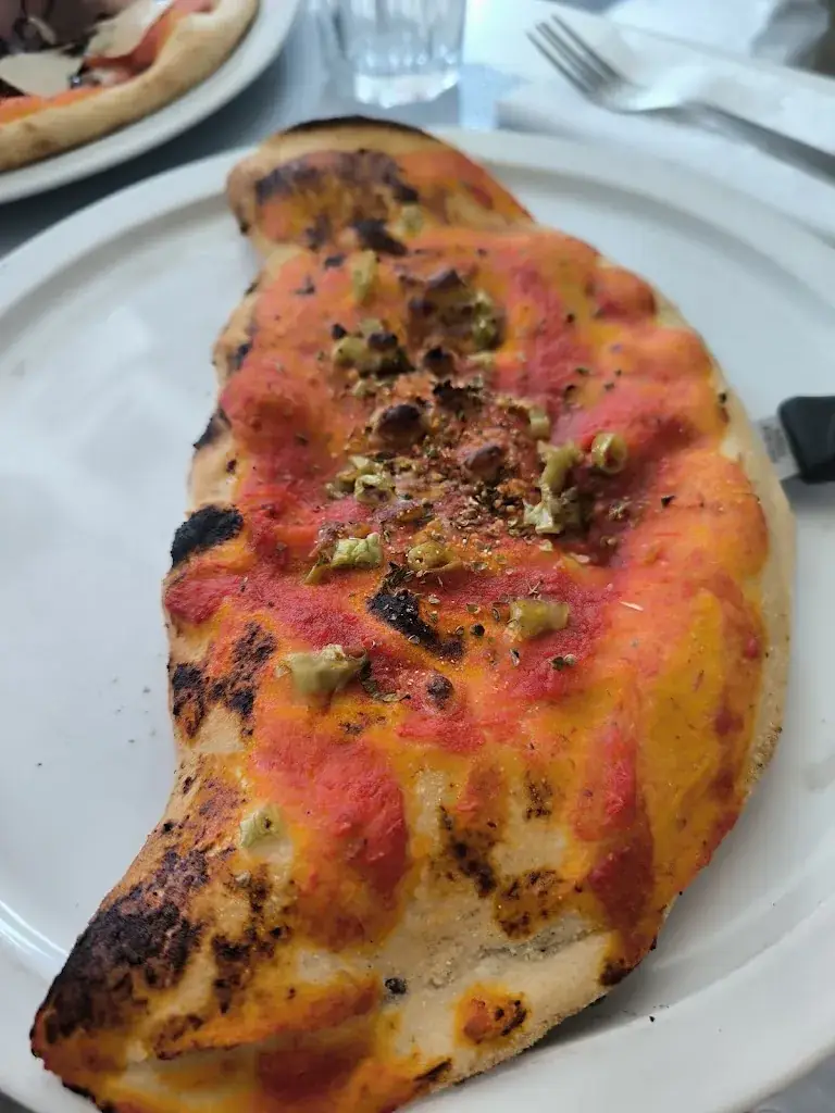 Menü_LA PIZZ_Égreville_Bild_4