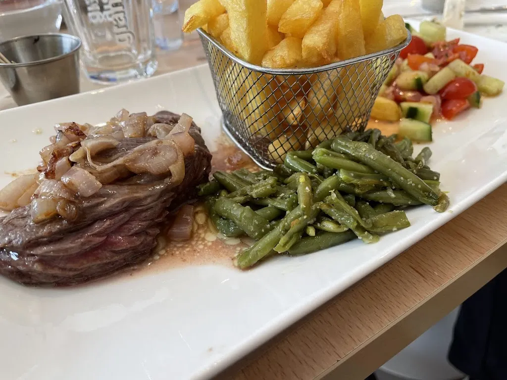 Max Brawer_Par Amour - Restaurant_Égreville_review