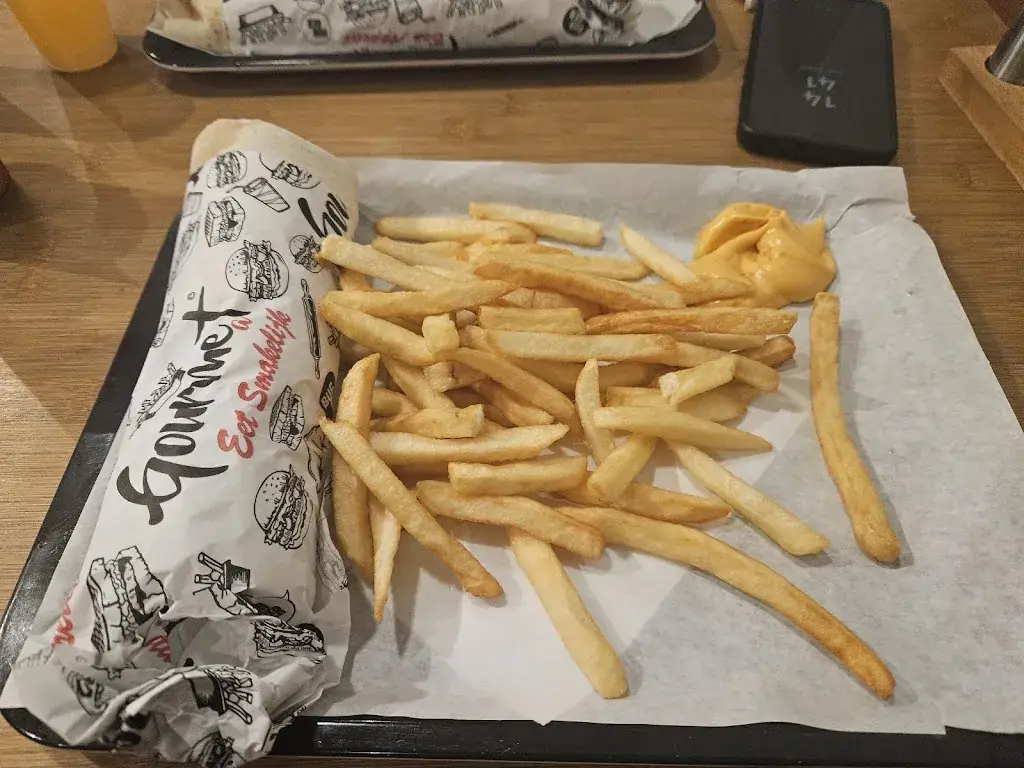 L’Atelier D’Istanbul restaurant in Dugny