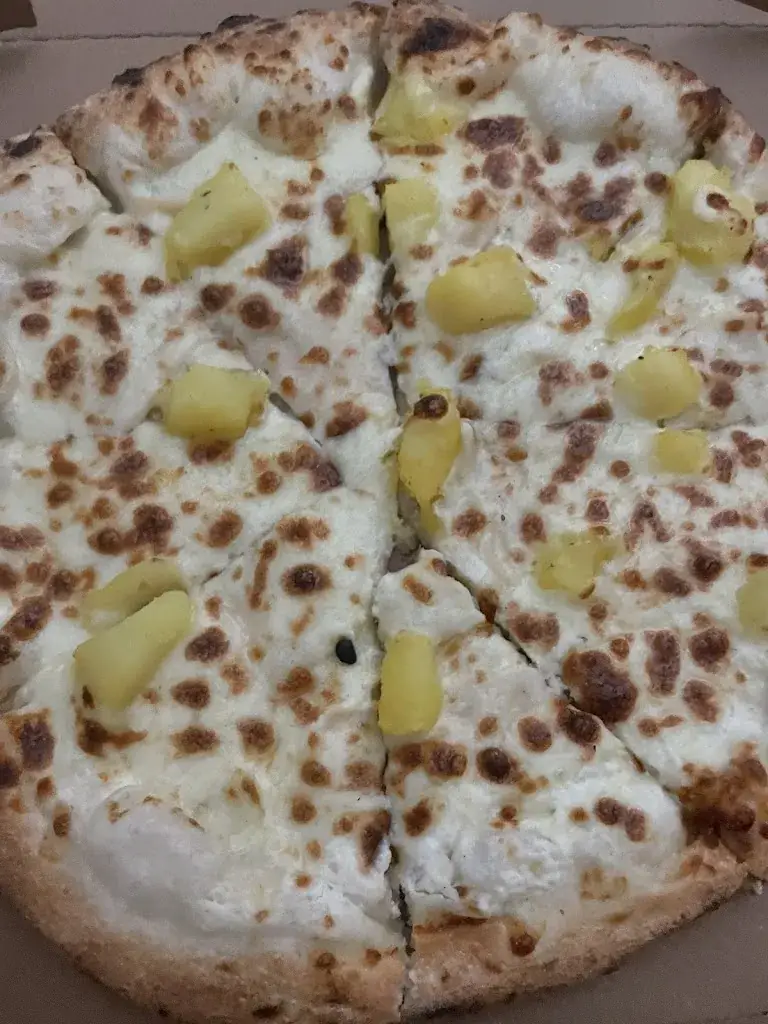 Menu_Pizza Fox_Dugny_image_5