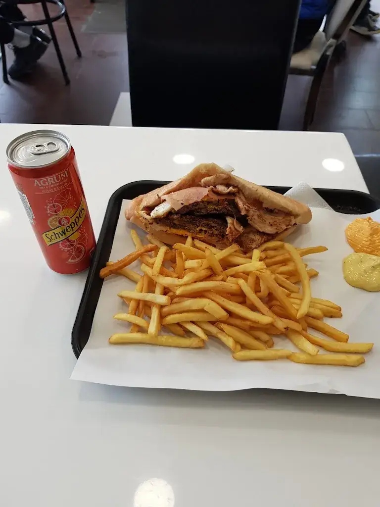 Menu_Pizza Fox_Dugny_image_7