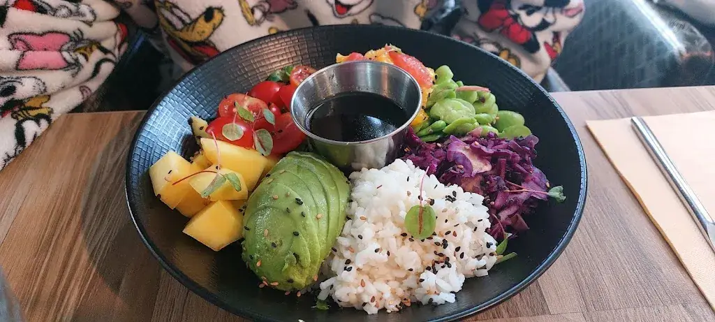 Elina Re_Bistrot City Le Bourget_Blanc-Mesnil_review