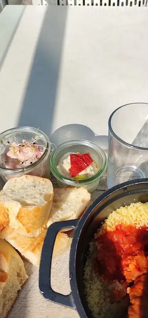 Monument Café l'Hélice - Restaurant du Musée de l'Air (uniquement pour les visiteurs)_Dugny_slider_image_2