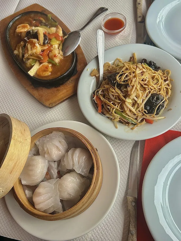 Lehna_Palais du bourget_Blanc-Mesnil_recensione