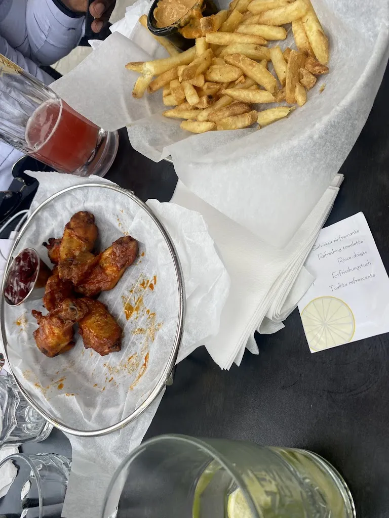 sandra uzor_3 Brasseurs Lyon - Écully_Écully_review