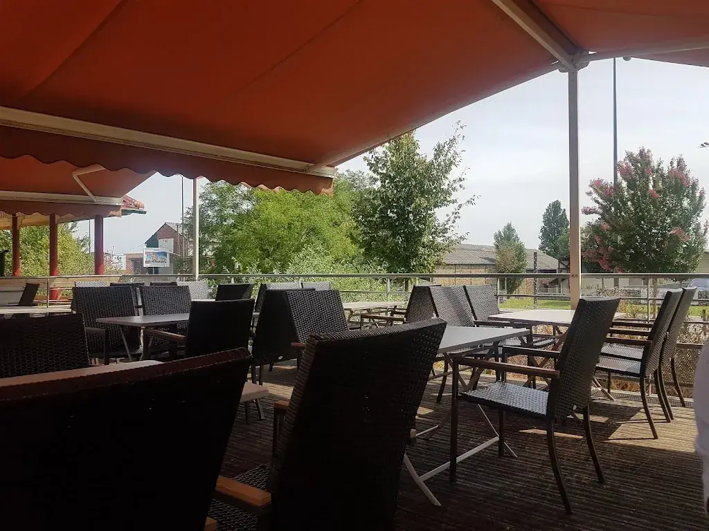 Le Balthazar_Blanc-Mesnil_slider_image_1