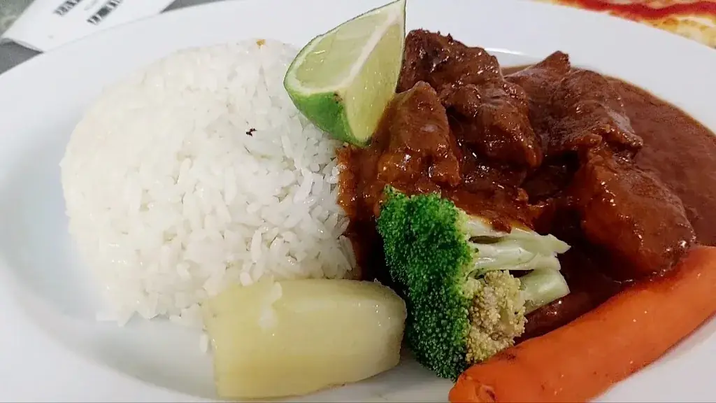 Le Balthazar_Blanc-Mesnil_slider_image_2