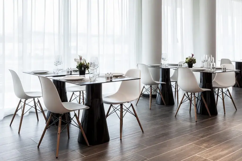 Restaurant L'Envol_Dugny_slider_image_1