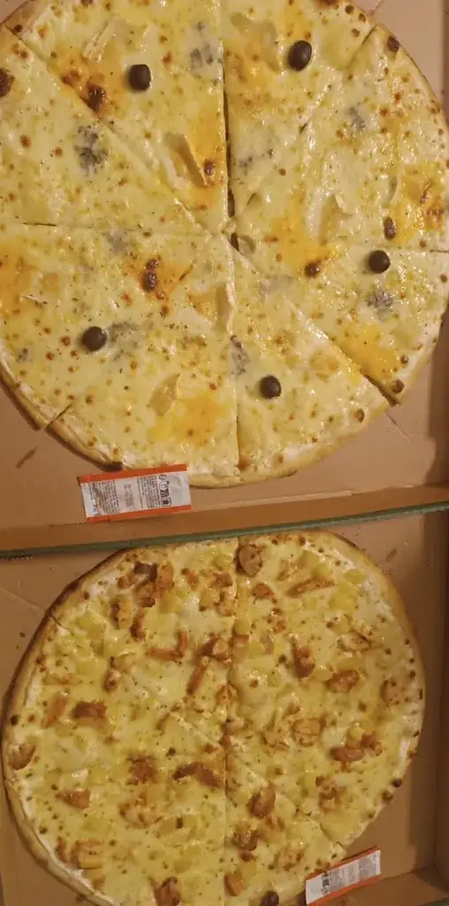 Lynda Ouaksel_Pizza Chez Nous_Épône_review