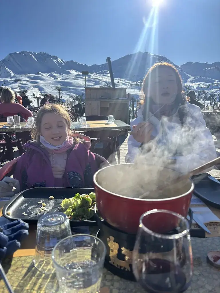 C P Pink_Restaurant Le Dou Du Praz_73210_review