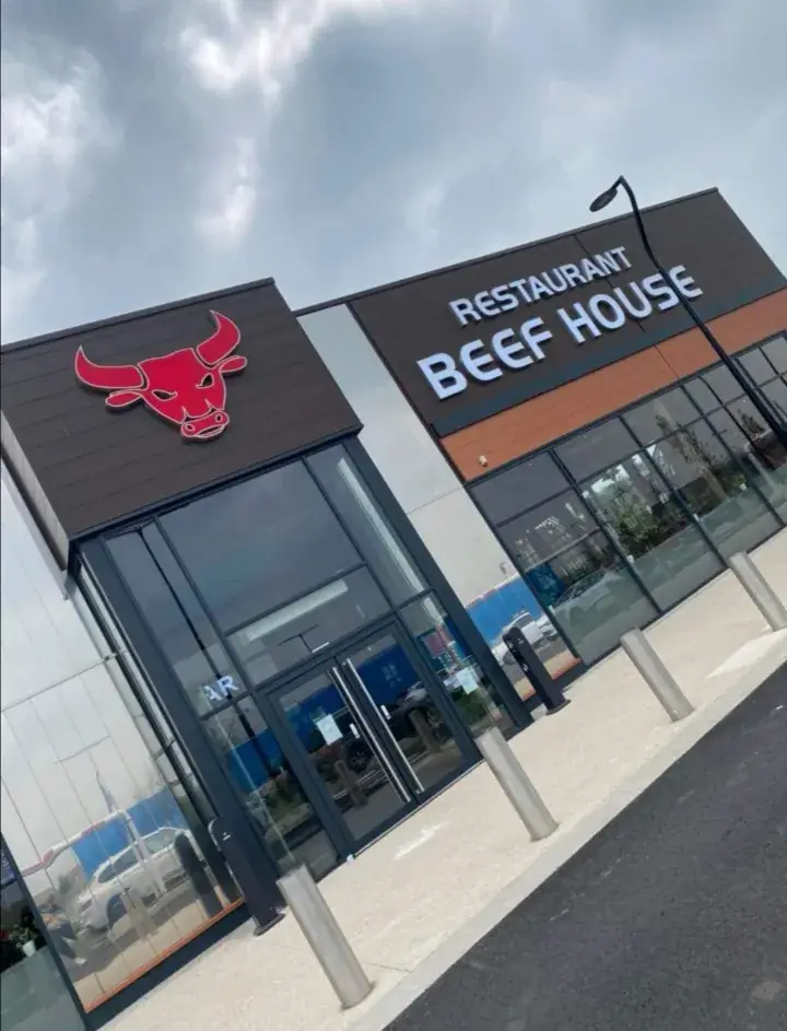 Beef house st mard restaurant in Saint-Mard