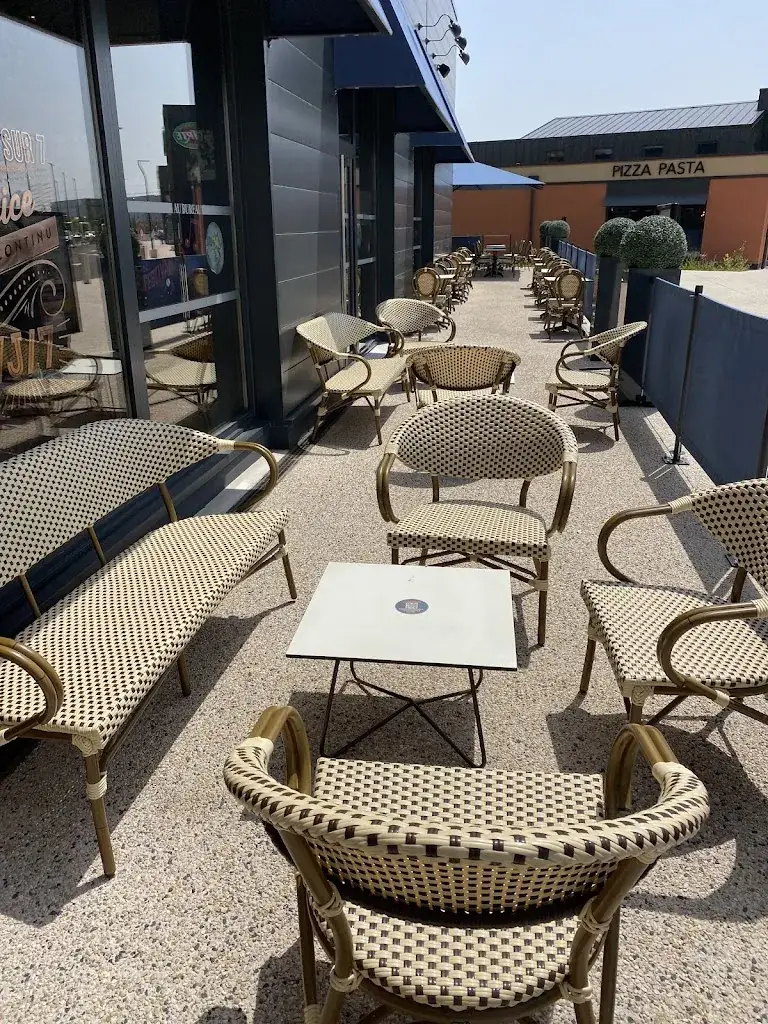 Au Bureau - Pub et Brasserie restaurant in Saint-Mard