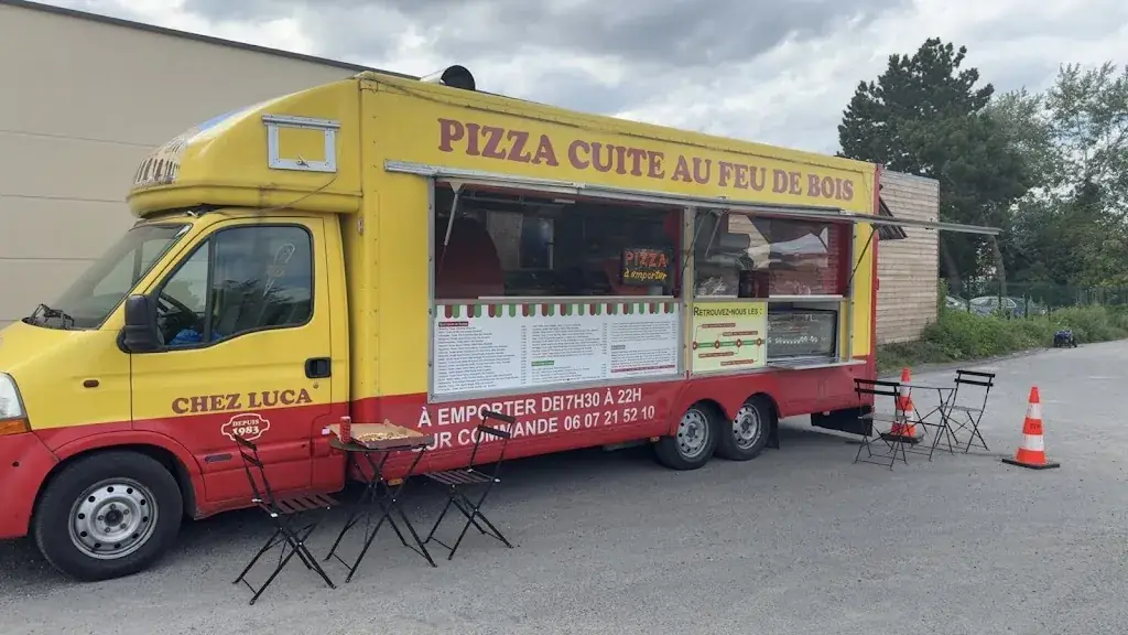 Chez Luca_Dammartin-en-Goële_slider_image_2