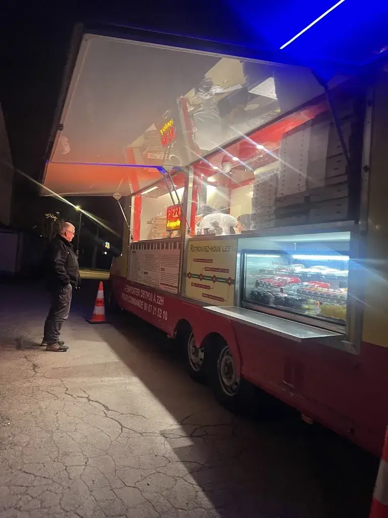 Chez Luca_Dammartin-en-Goële_slider_image_3