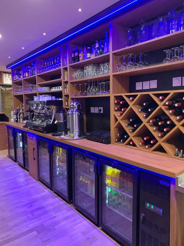 A LA BELLE ETOILE restaurant in Longperrier