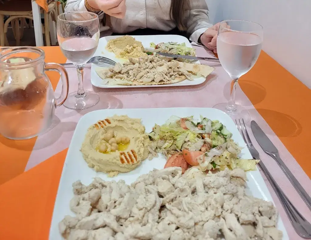 Manon Sanz_Beyrouth_Épinay-sur-Orge_review