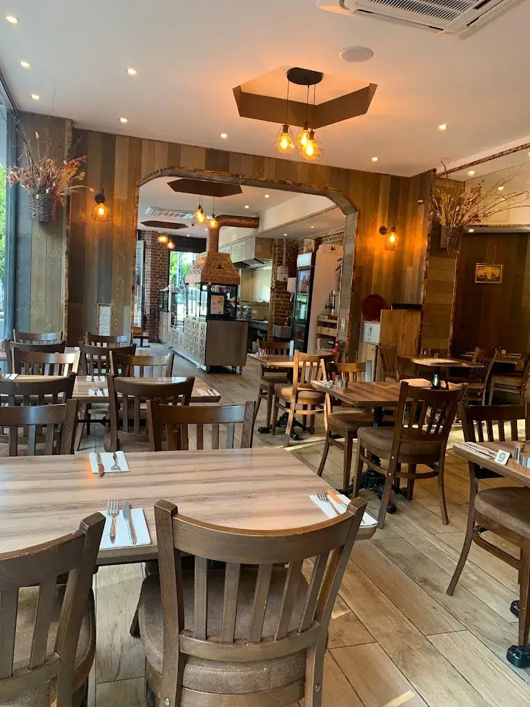 Le Fagot restaurant in Drancy