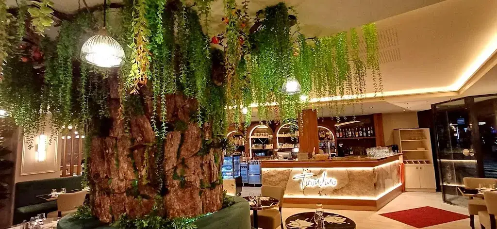 Tirondino Restaurant in Drancy