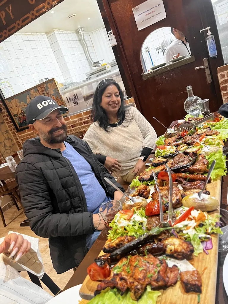 Raminder Singh Guraya_Happy Grill_Drancy_review