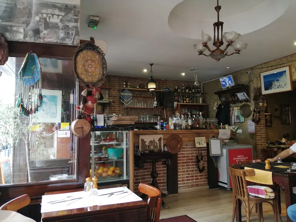 Happy Grill restaurant in Drancy