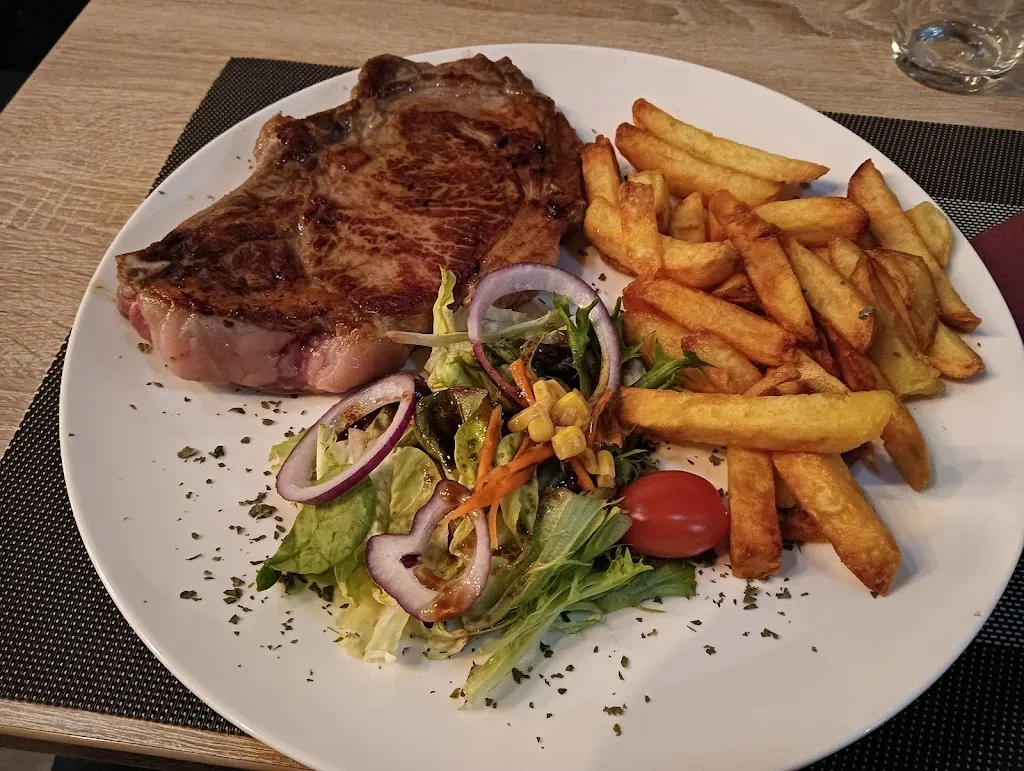 Massimo_LA FAMILLE eat_Drancy_review