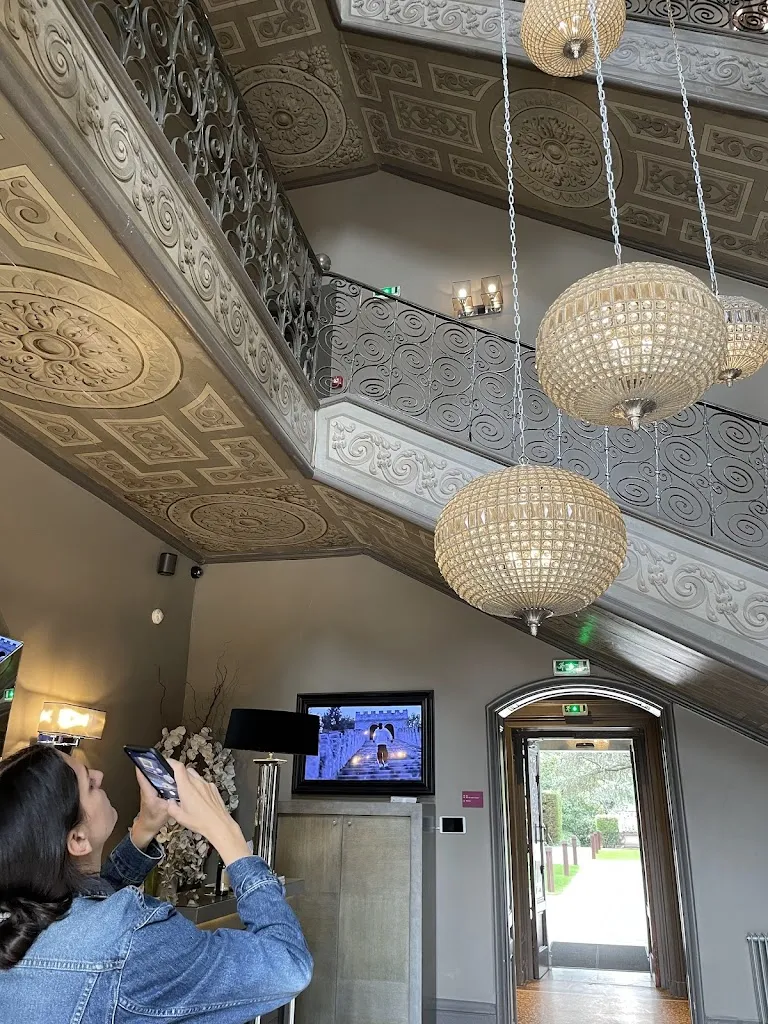 JP Neville_Maison D'anthouard Hotel Restaurant Ecully, Lyon_Écully_recensione