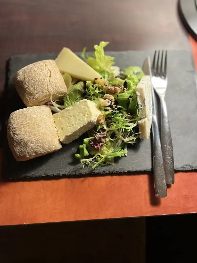 MOHAMED OUAMARI_L'Antarès_Élancourt_avis