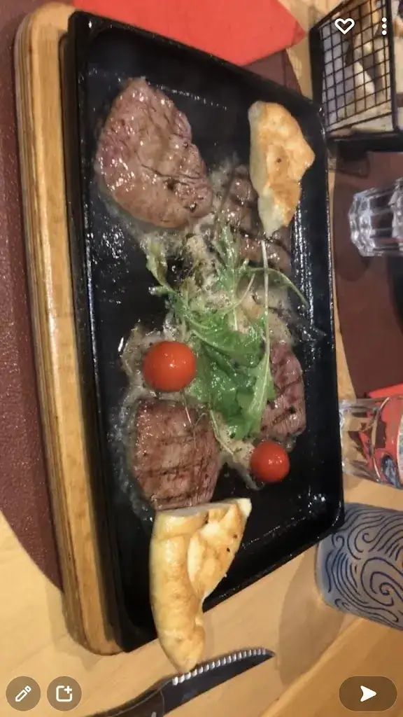 Marie Angela_Paristanbul_Élancourt_review