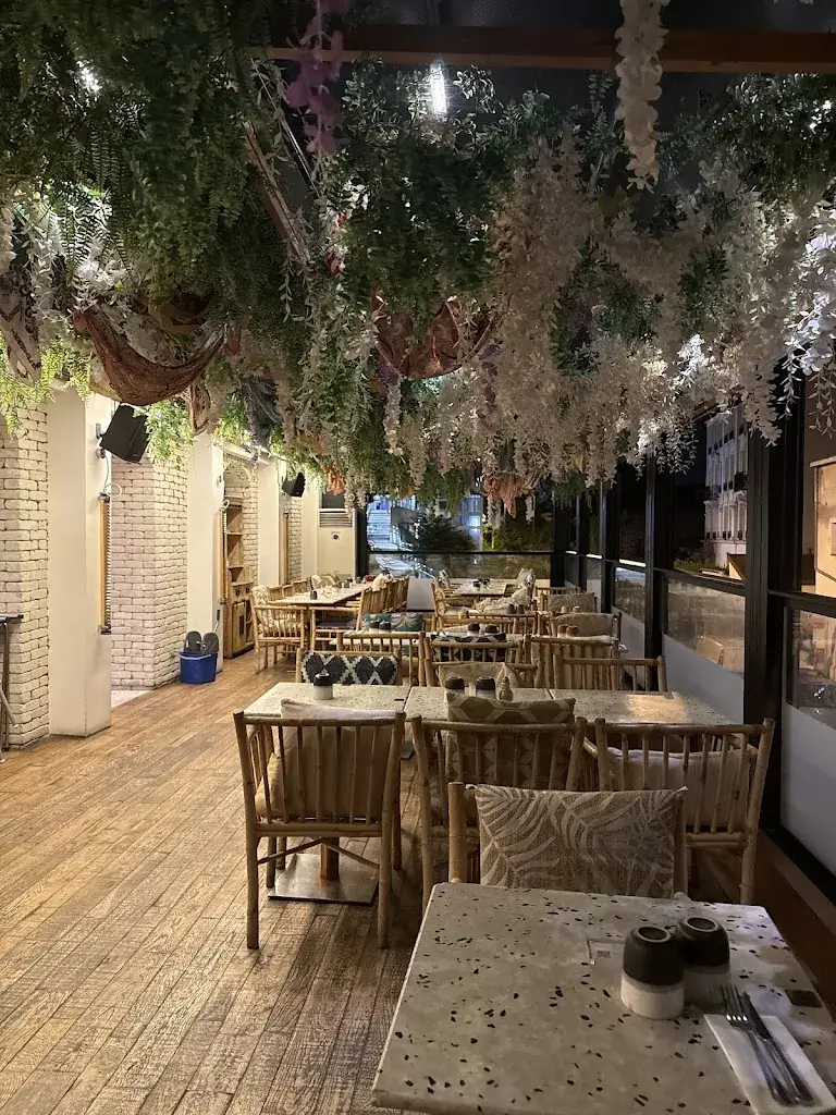 TOI_Courbevoie_slider_image_3