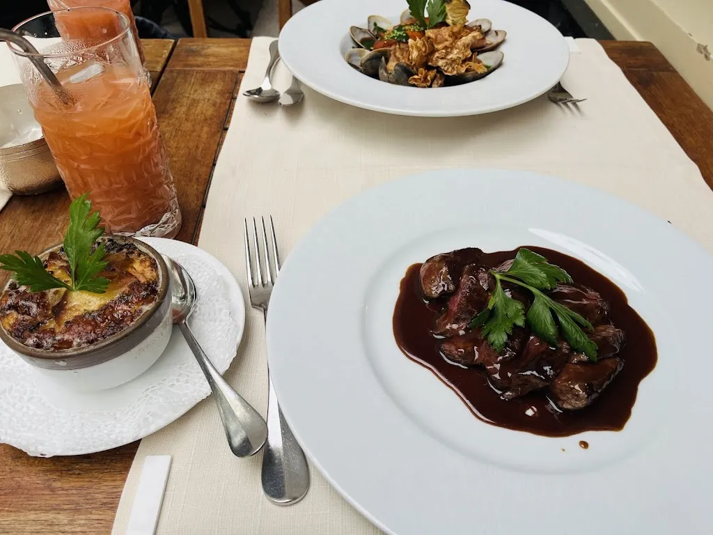 Le Tournesol_Courbevoie_slider_image_3