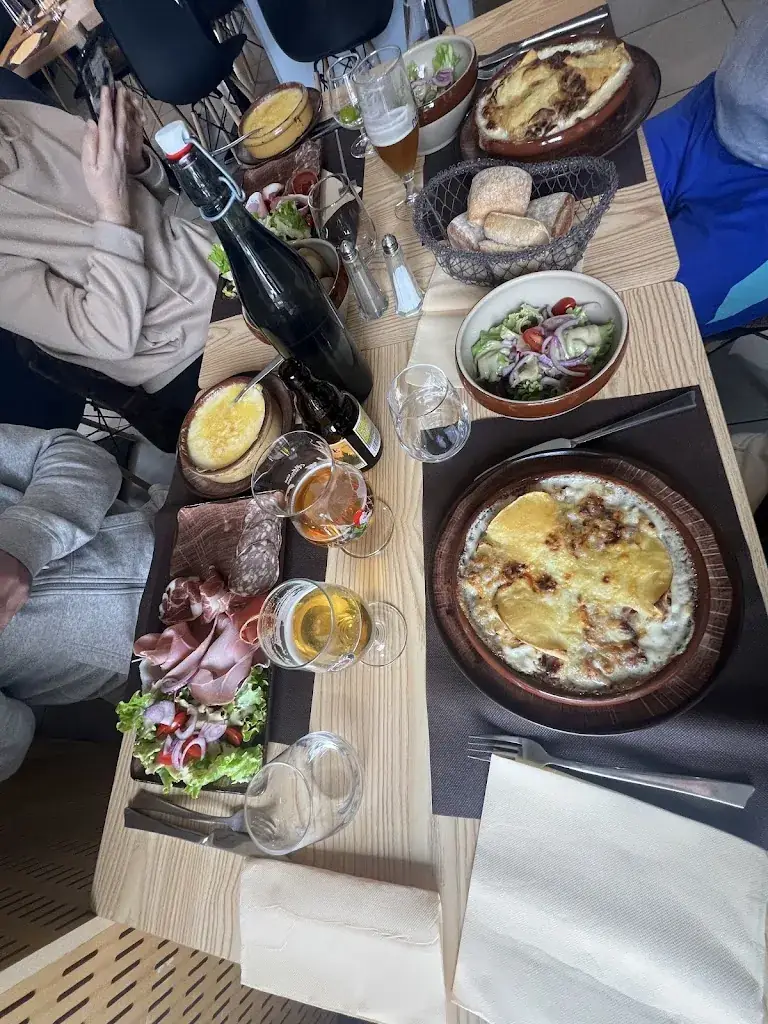 Justine Le gall_AUBERGE D'ÉVIRES_Fillière_Bewertung