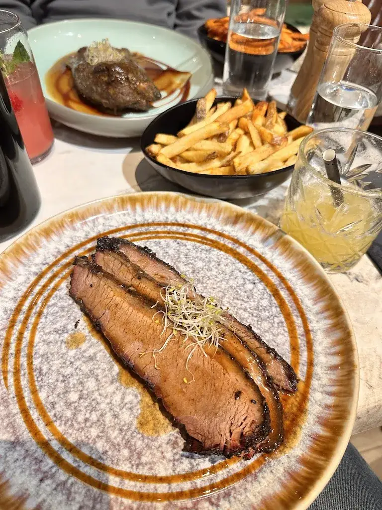 Ray Ane_Tomahawk Restaurant_Courbevoie_review