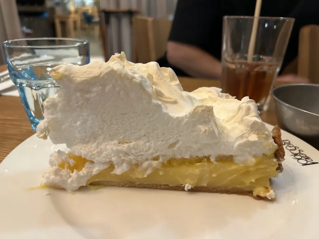 Man Ping Chen_Brasserie 1901_Courbevoie_review