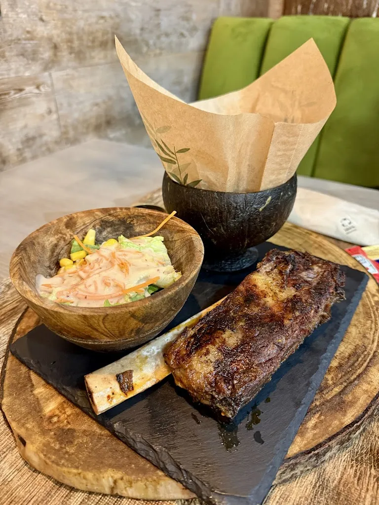 Qiancheng JIANG_Jungle Gorill_Courbevoie_review