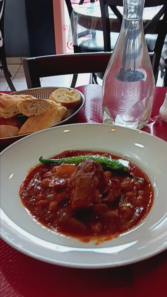 Hmid Aymen_A La Bonne Adresse_Courbevoie_review