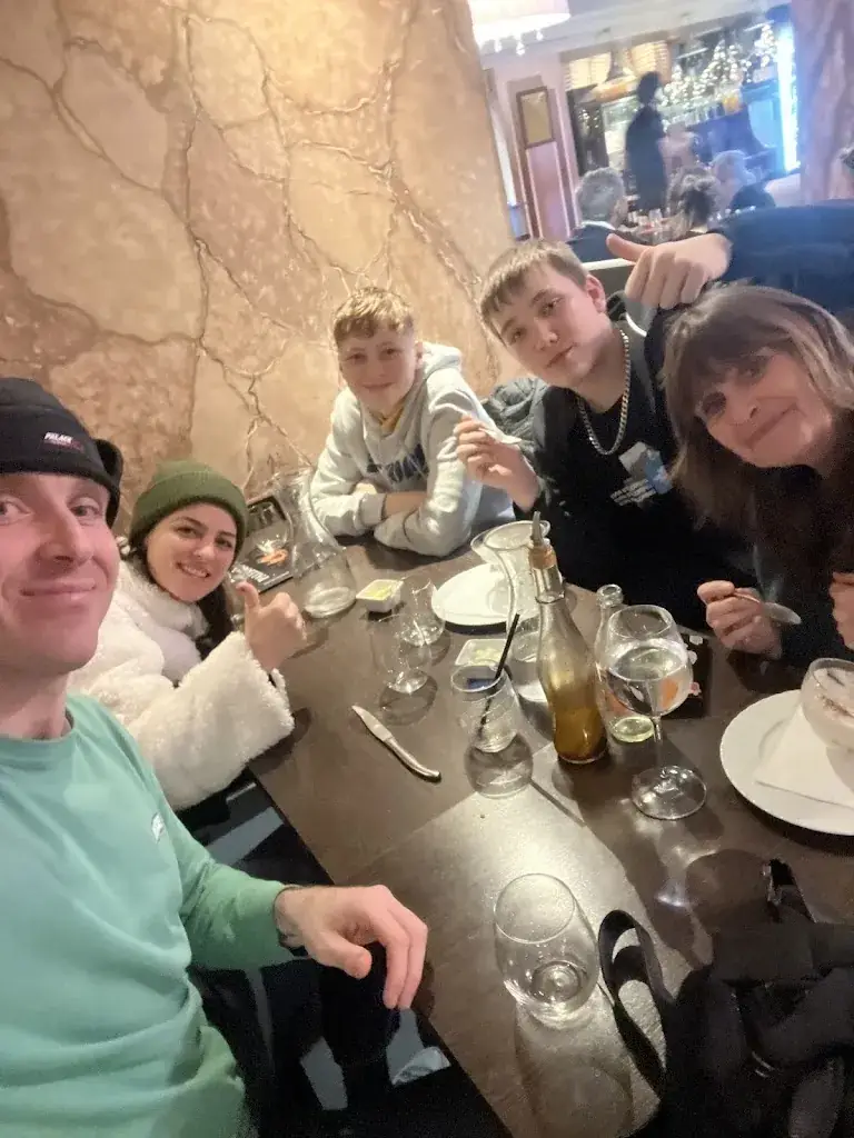 Daniel Edney_PALERMO_Courbevoie_review