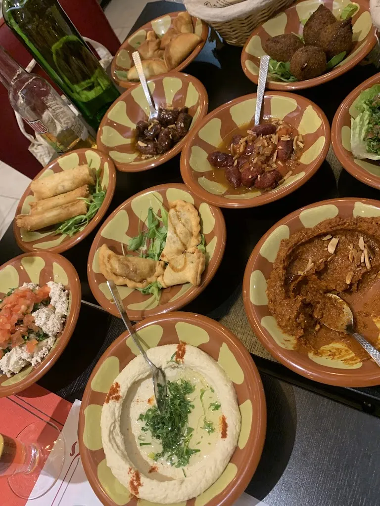 Naya Bar et Restaurant_Courbevoie_slider_image_2