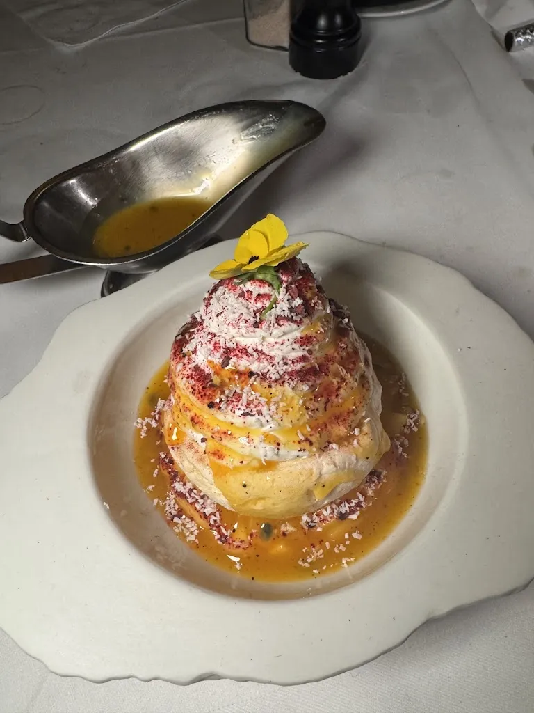 Hanahmae Shirazi_Staya_Courbevoie_Bewertung