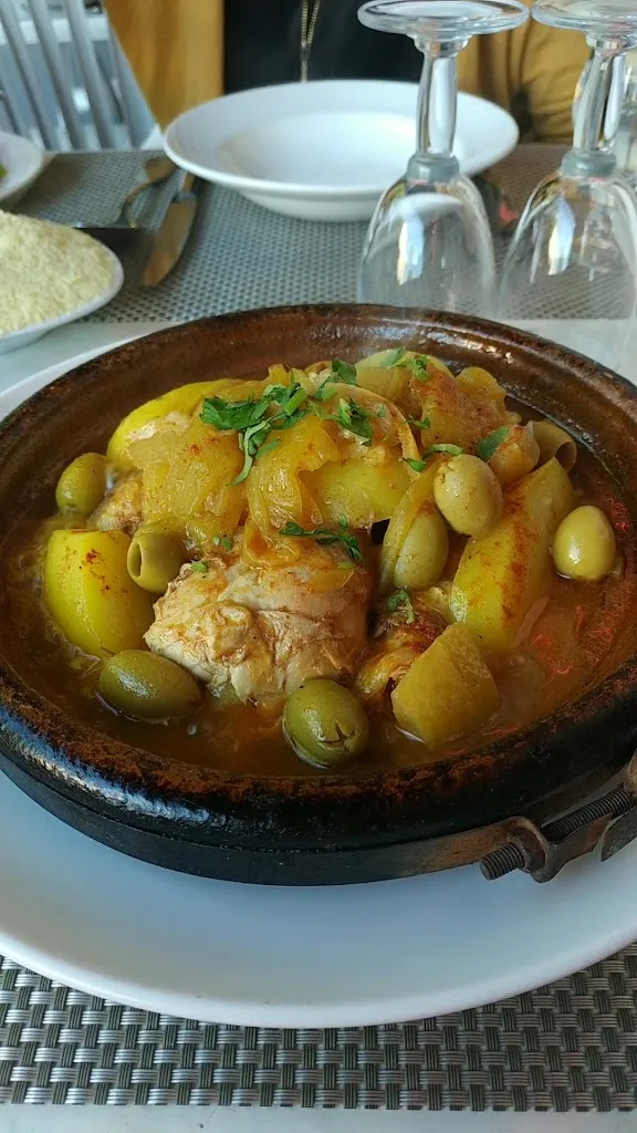 Le Dattier_Courbevoie_slider_image_2