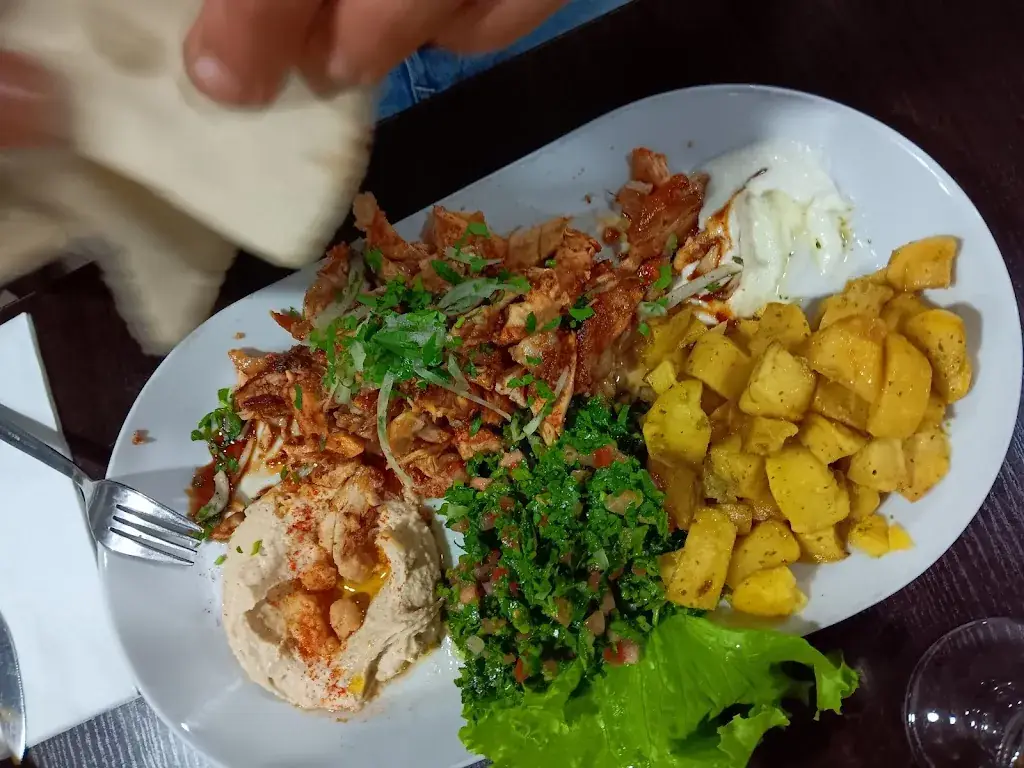 O Liban_Courbevoie_slider_image_2