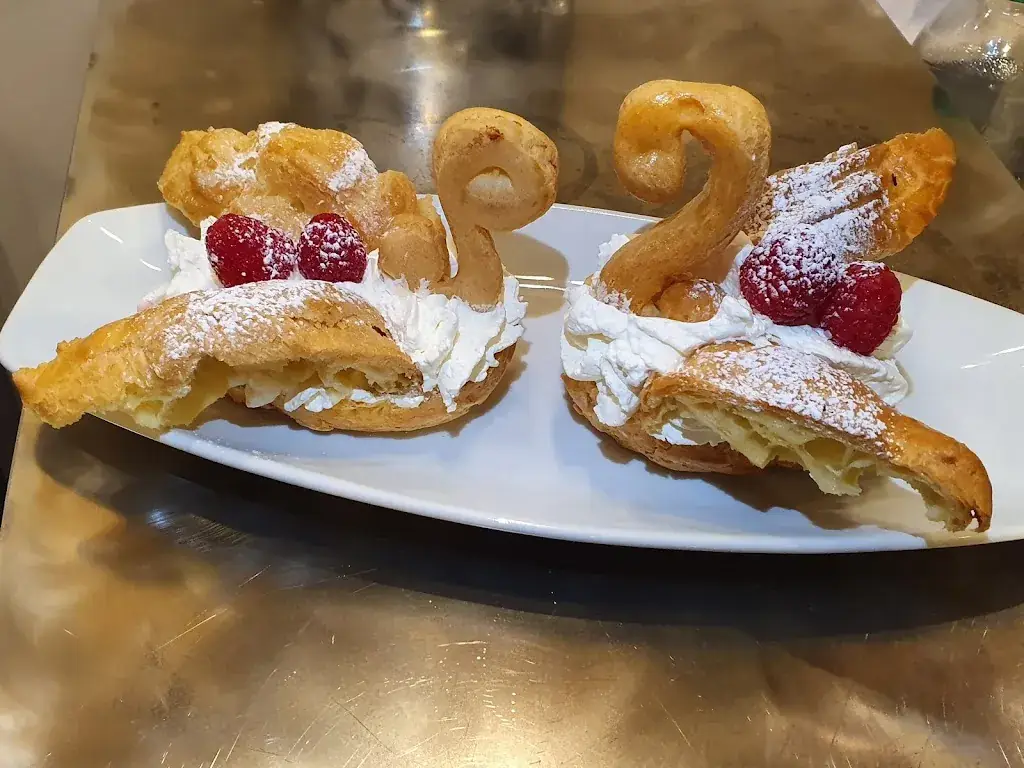 L’Entrecôte d’Alice_Estrablin_slider_image_2