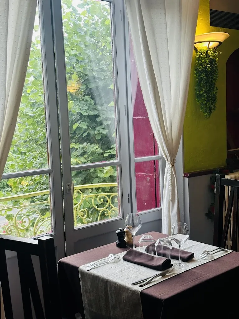 Le Chalet d'Etiolles_Étiolles_slider_image_1