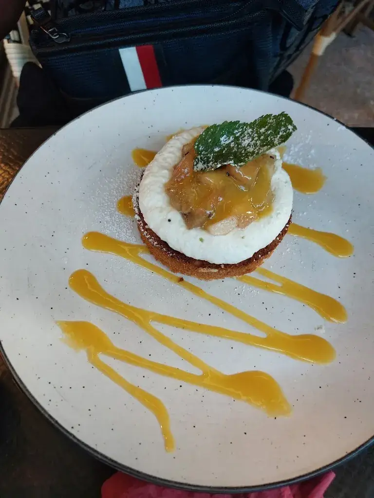 Erika CHANTEUR_Brasserie Le Quinze_Étiolles_review