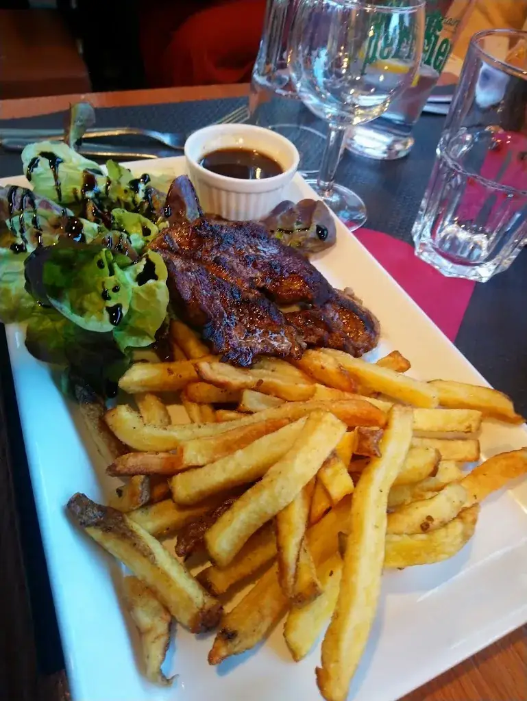 Brasserie Le Quinze_Étiolles_slider_image_3