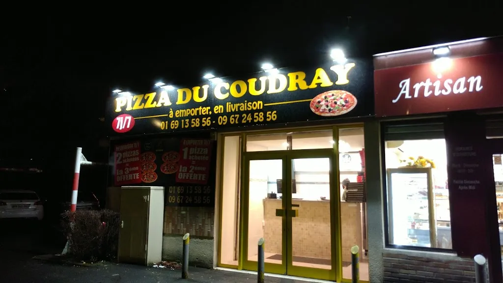 Pizza du coudray restaurant in Étiolles