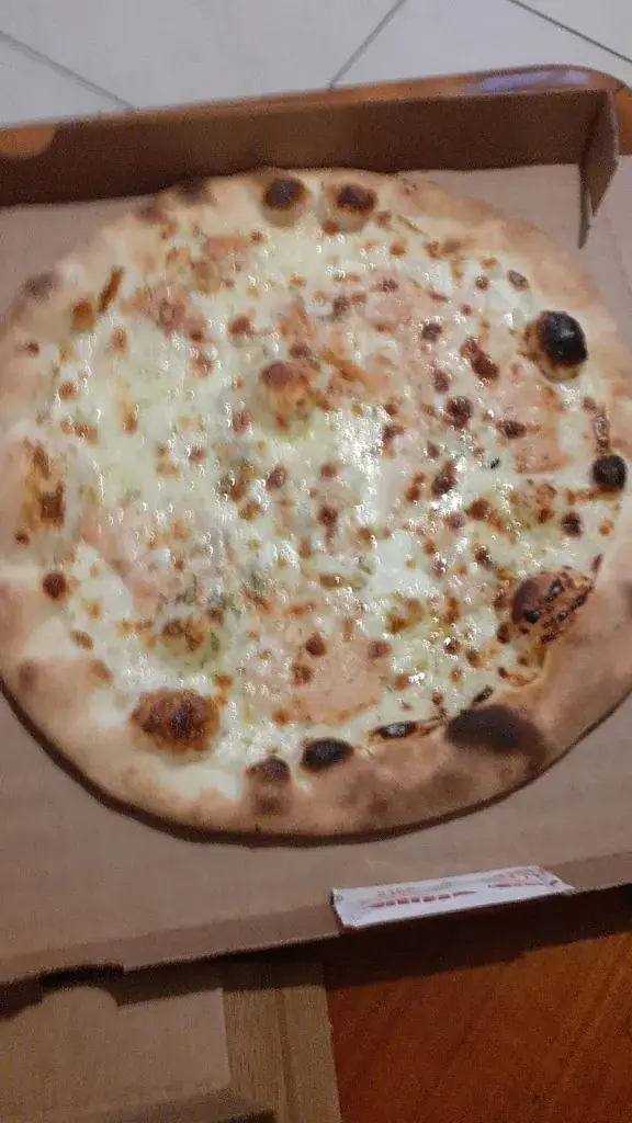 Menu_Restaurant pizzeria bar de la poste_Estrablin_image_3