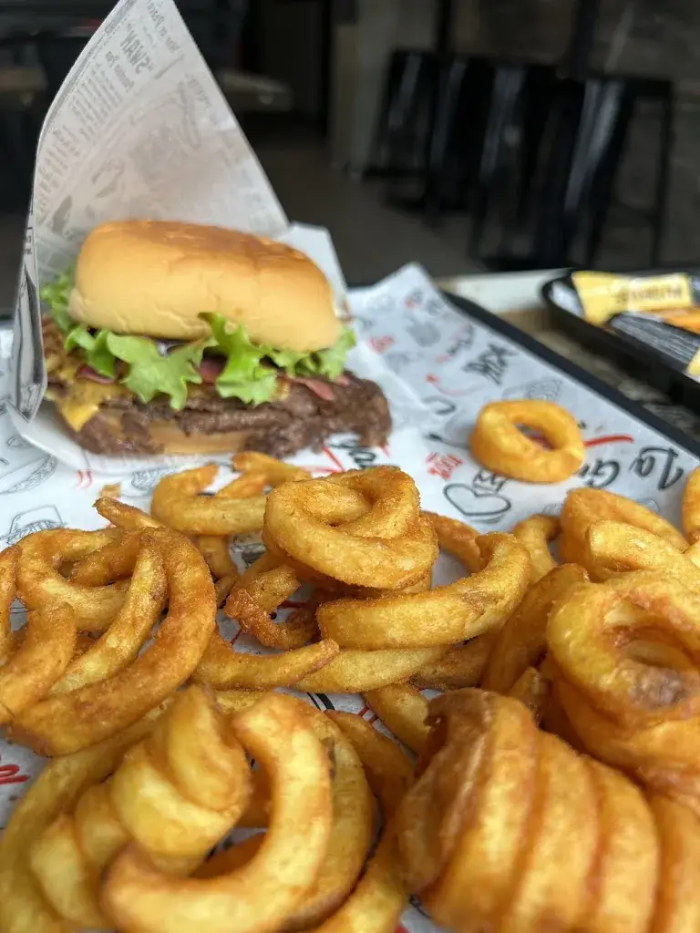 Chahrazad B_HAVEN_Épinay-sur-Seine_review