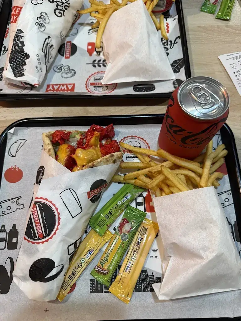 Niro Th_OKORNERS_Épinay-sur-Seine_review