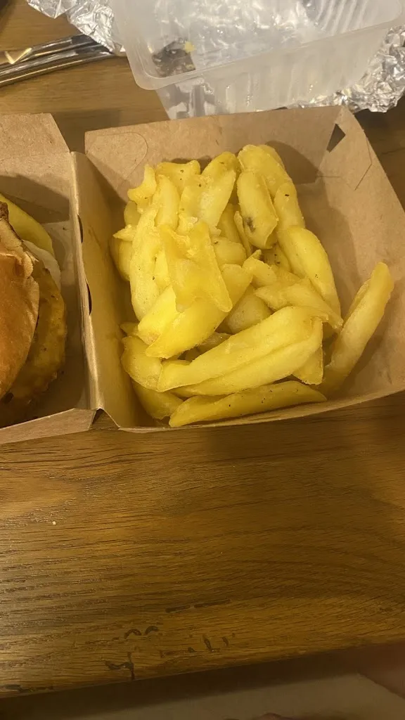 Evelyn Santens_KS’CROUTE_Faremoutiers_recensione